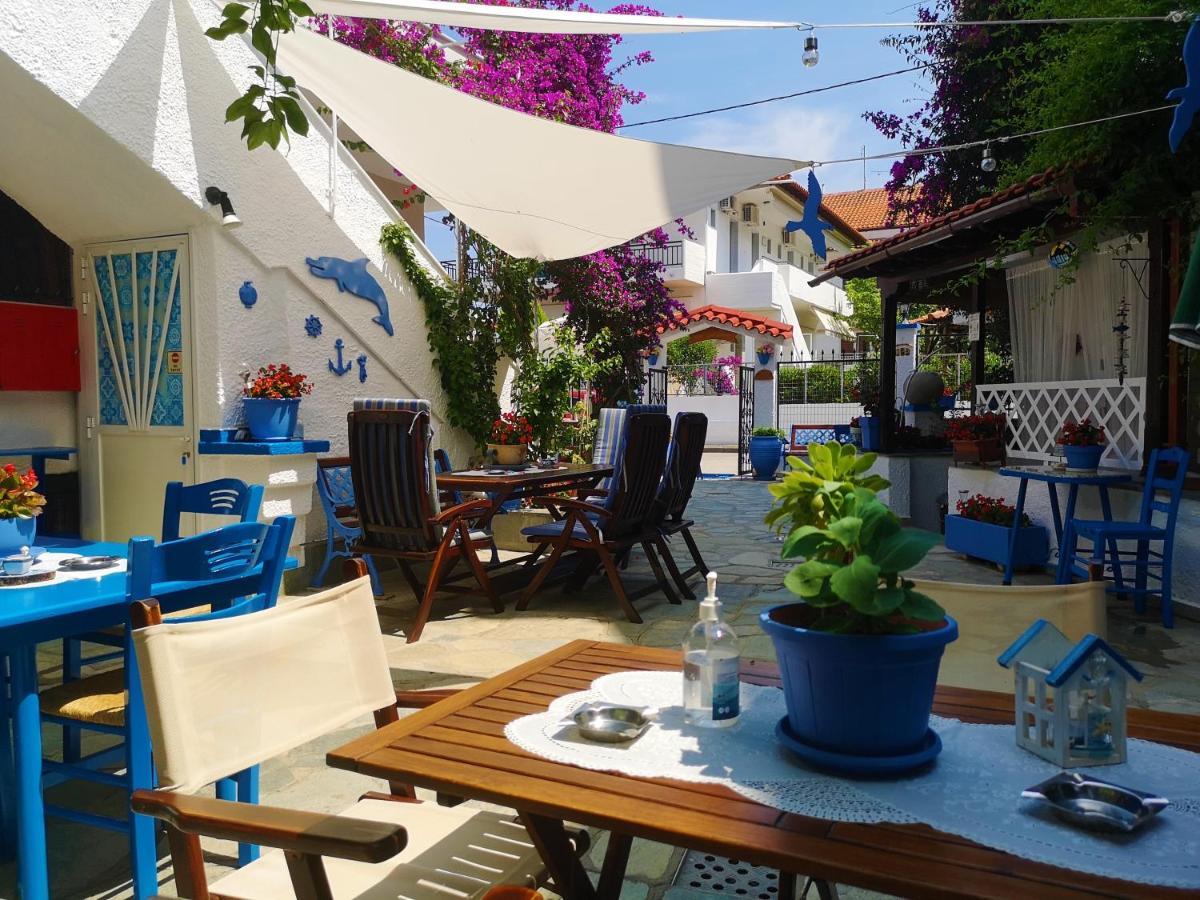 Haus Niko Apartments And Suites 네아 포티데아 외부 사진