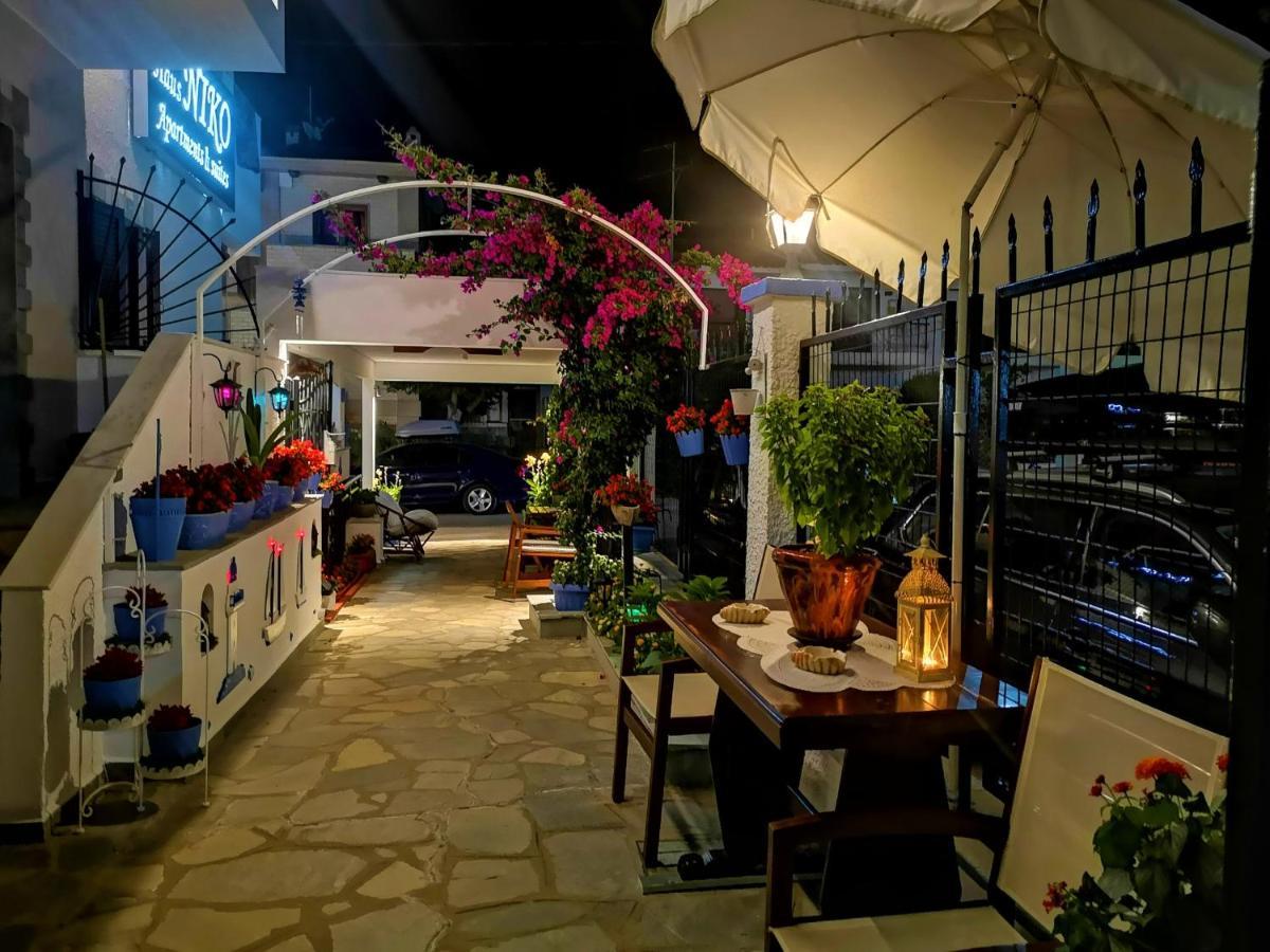 Haus Niko Apartments And Suites 네아 포티데아 외부 사진