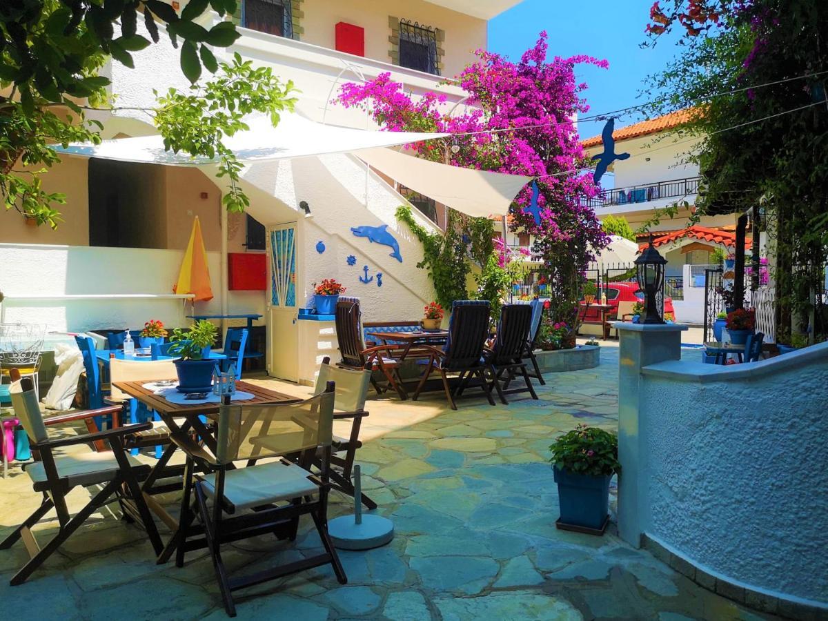 Haus Niko Apartments And Suites 네아 포티데아 외부 사진