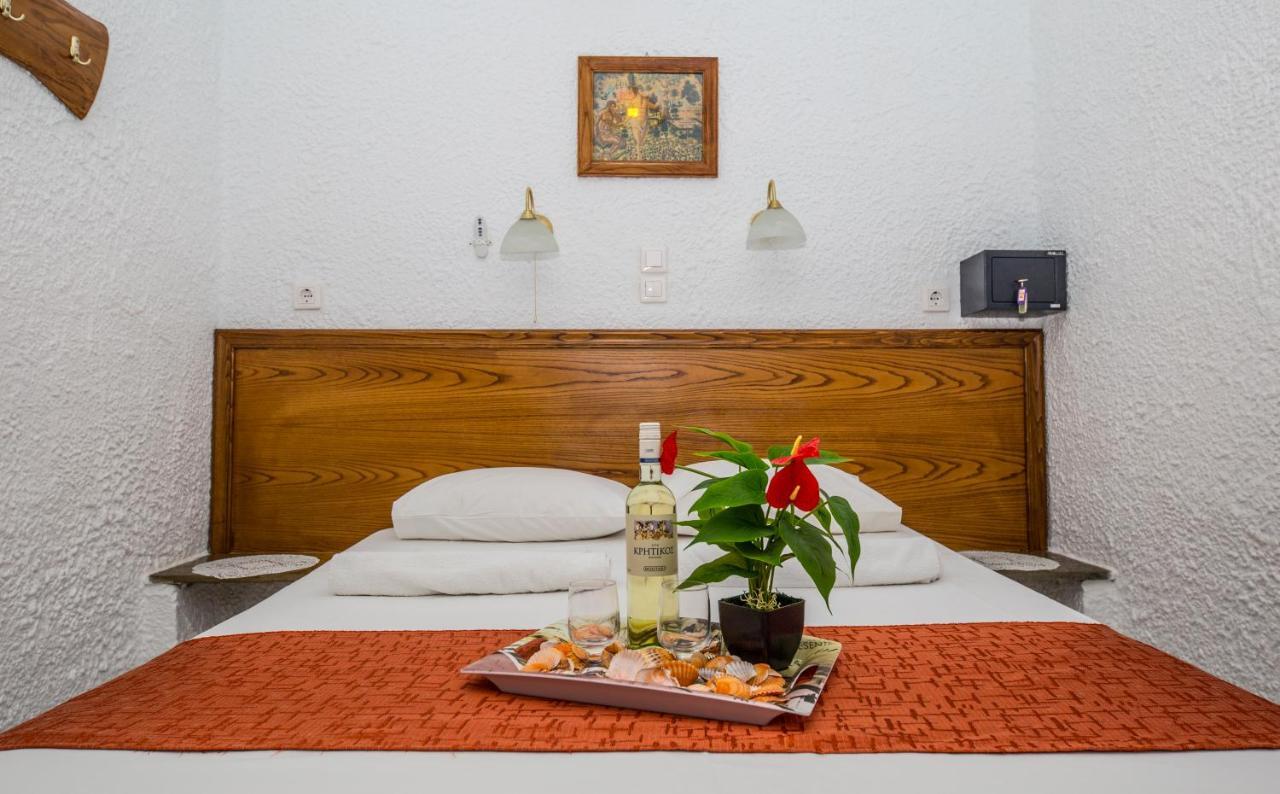 Haus Niko Apartments And Suites 네아 포티데아 외부 사진