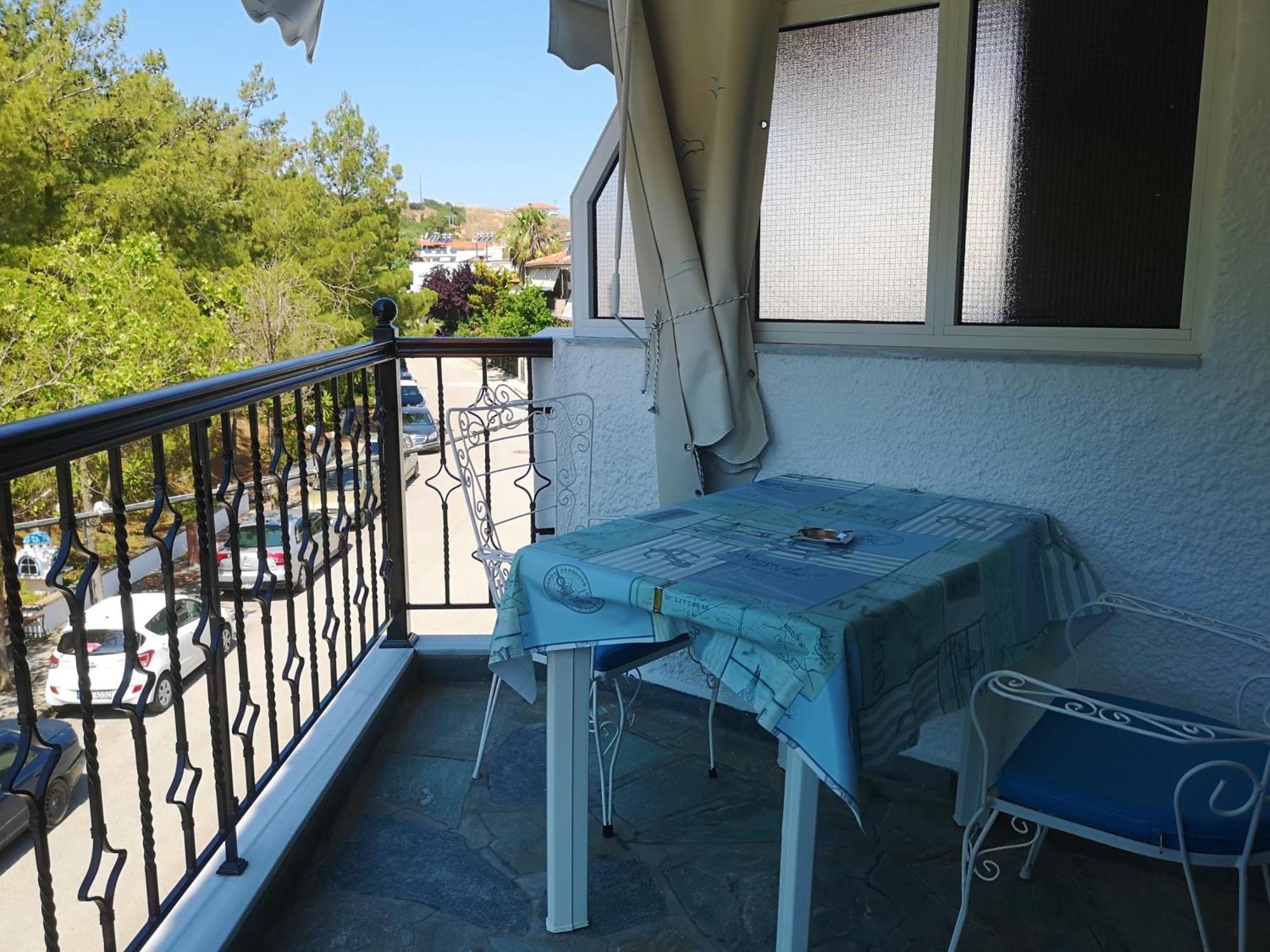 Haus Niko Apartments And Suites 네아 포티데아 객실 사진