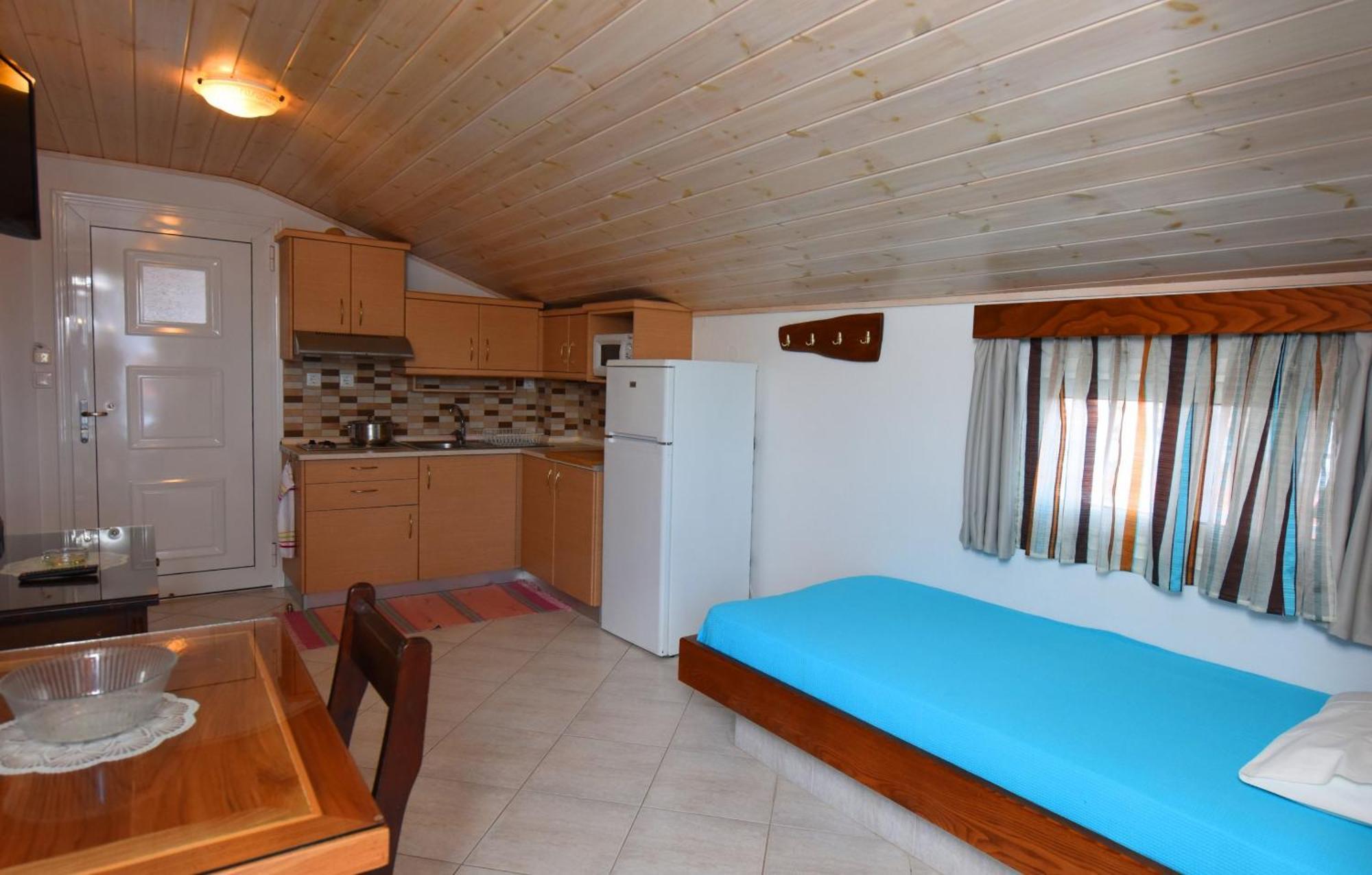 Haus Niko Apartments And Suites 네아 포티데아 객실 사진